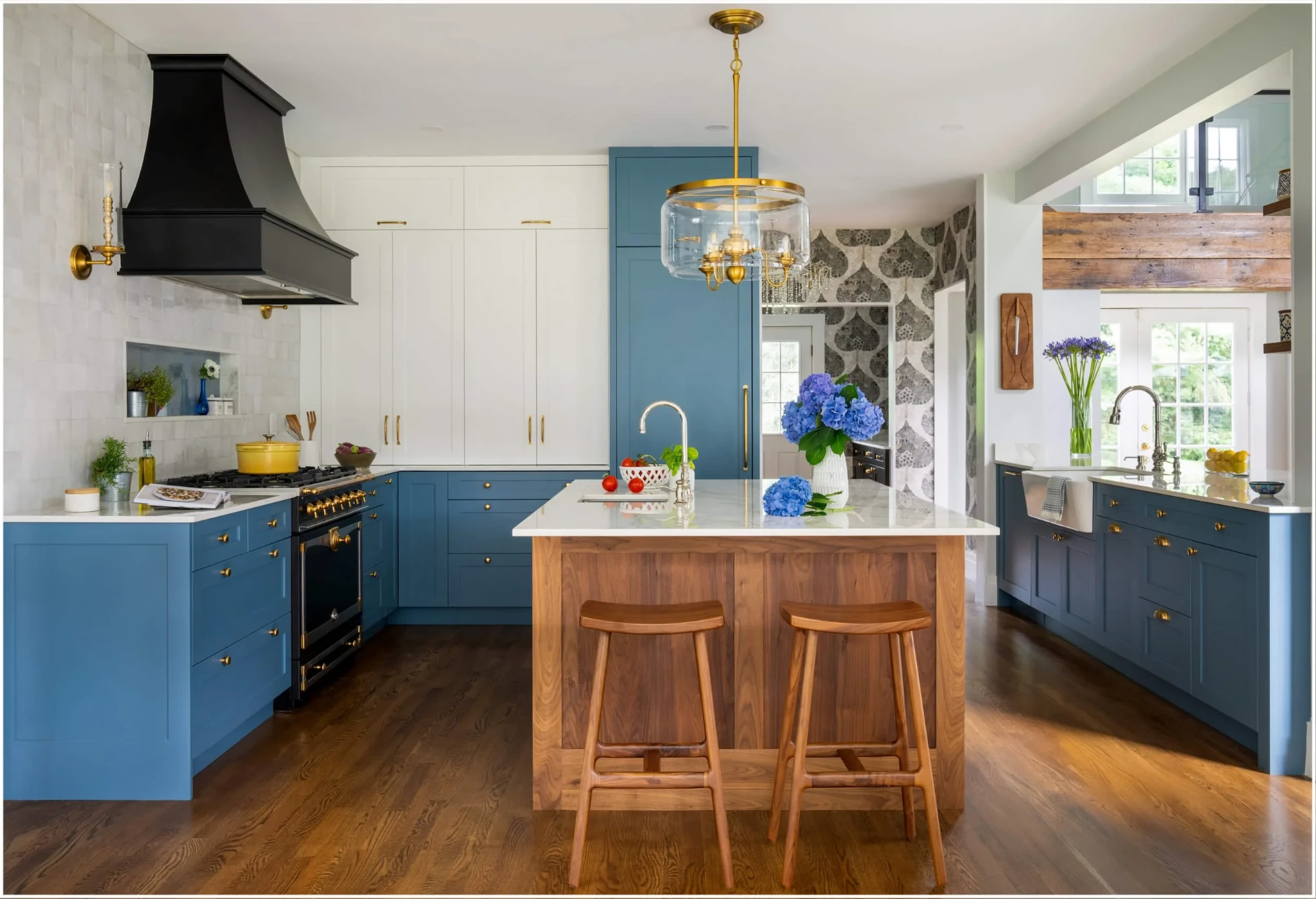 Epicurean Zones Open Concept Kitchen